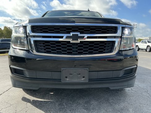 Used 2017 Chevrolet Suburban LT image 9
