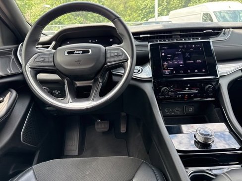 Certified 2022 Jeep Grand Cherokee Altitude image 21