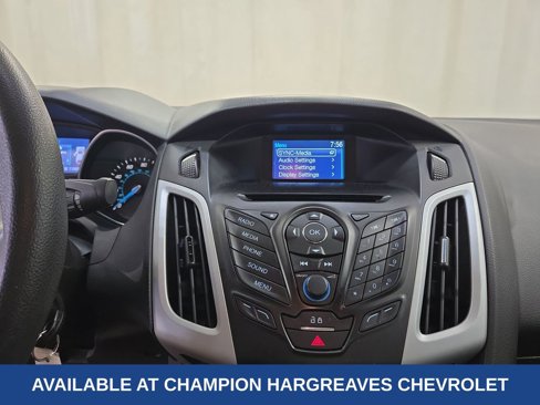 Used 2014 Ford Focus SE w/ SE Winter Package image 19