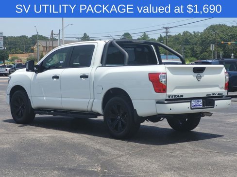 Used 2023 Nissan Titan SV w/ SV Convenience Package image 4