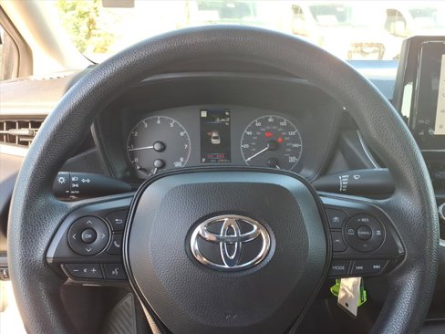 Used 2024 Toyota Corolla LE image 19