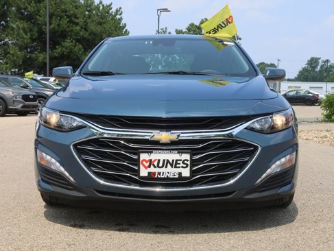 Used 2024 Chevrolet Malibu LT image 3
