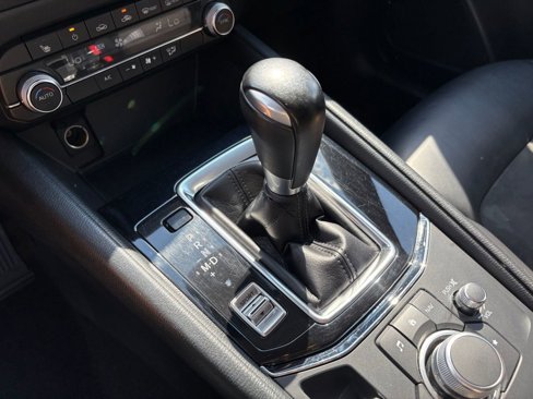 Used 2020 MAZDA CX-5 Touring image 18