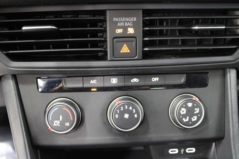 Used 2023 Volkswagen Jetta Sport image 28