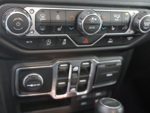 Used 2020 Jeep Gladiator Sport w/ Quick Order Package 24S image 14