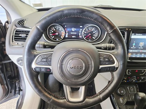 Used 2019 Jeep Compass Limited w/ Safety & Security Group image 16