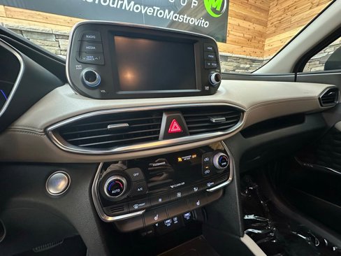 Used 2020 Hyundai Santa Fe SEL w/ Convenience Package image 18