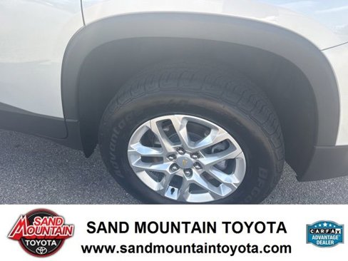 Used 2022 Chevrolet Traverse LS image 12