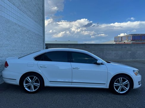 Used 2013 Volkswagen Passat TDI SEL Premium image 5