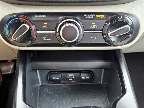 Used 2023 Kia Soul LX image 20