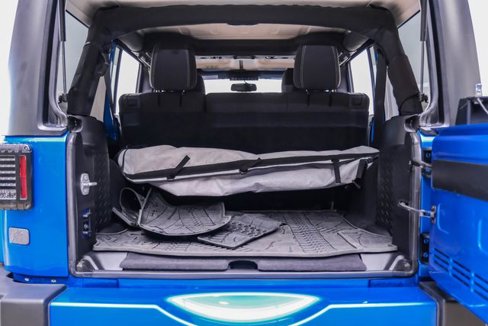 Used 2016 Jeep Wrangler Unlimited Sahara image 33