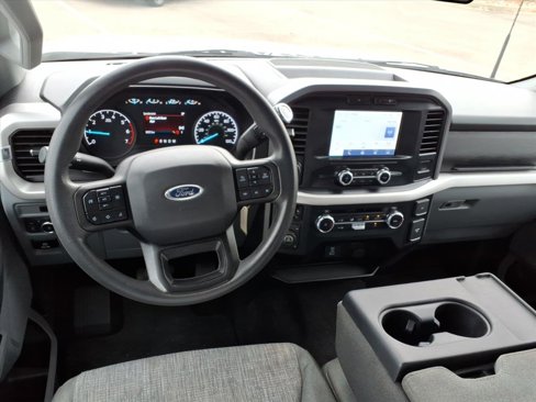 Used 2022 Ford F150 XLT w/ XTR Package image 4