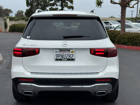 Certified 2025 Mercedes-Benz GLB 250 image 12