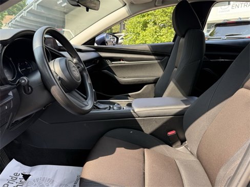 Used 2022 MAZDA MAZDA3 s image 19