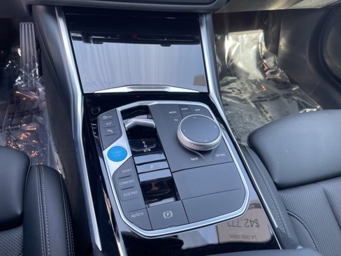 Used 2024 BMW i4 xDrive40i image 18