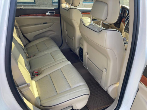 Used 2012 Jeep Grand Cherokee Overland image 20