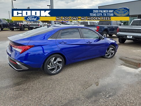 Used 2024 Hyundai Elantra SEL w/ Convenience Package image 10