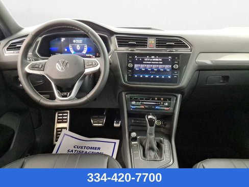 Used 2023 Volkswagen Tiguan SE R-Line image 9