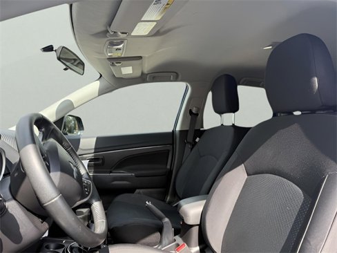 Used 2015 Mitsubishi Outlander Sport ES image 9