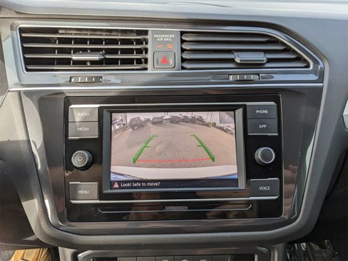 Certified 2021 Volkswagen Tiguan S image 21