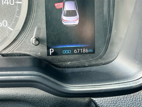 Used 2020 Toyota Corolla SE w/ SE Premium Package image 12