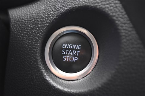 Used 2022 Toyota Corolla Cross LE image 15