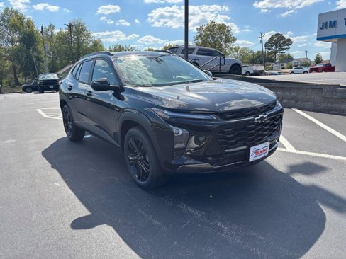 New 2025 Chevrolet Trax ACTIV w/ Driver Confidence Package image 2
