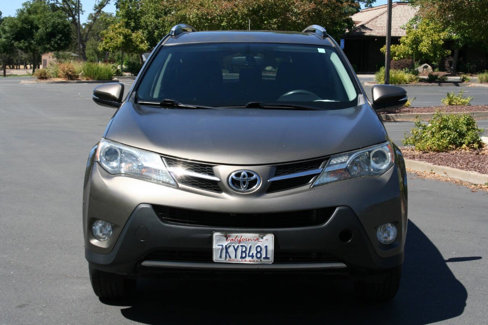 Used 2015 Toyota RAV4 XLE image 3