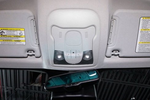 Used 2018 Jeep Renegade Latitude w/ Cold Weather Group image 11