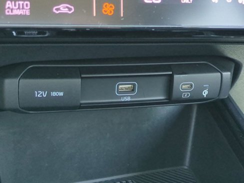 Used 2024 Kia Niro EX image 20