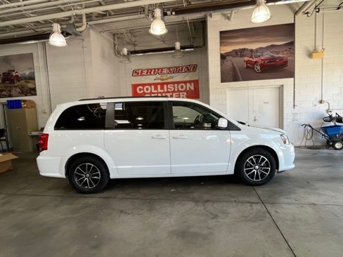Used 2019 Dodge Grand Caravan GT image 31