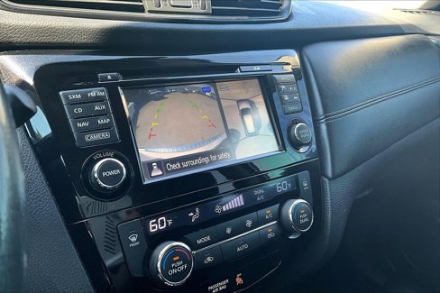 Used 2017 Nissan Rogue SL w/ SL Premium Package image 21
