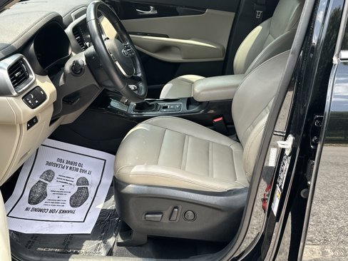 Used 2020 Kia Sorento EX image 9
