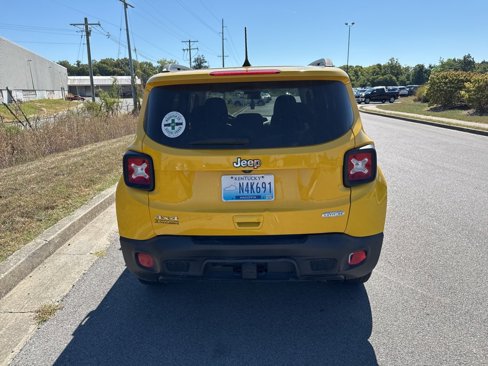 Used 2018 Jeep Renegade Latitude w/ Trailer Tow Group image 6