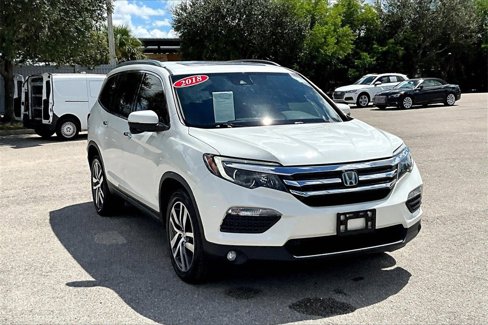 Used 2018 Honda Pilot Touring image 2
