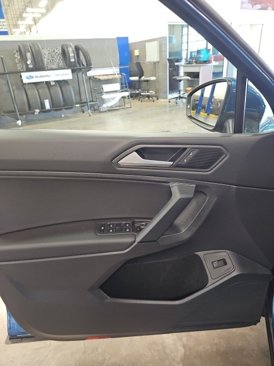 Used 2019 Volkswagen Tiguan SEL image 11