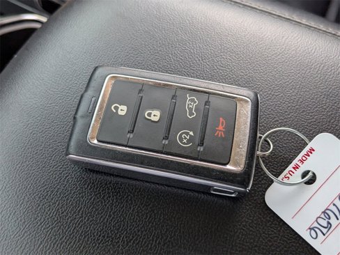 Used 2023 Jeep Grand Cherokee Limited image 28