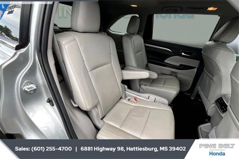 Used 2019 Toyota Highlander Limited image 20