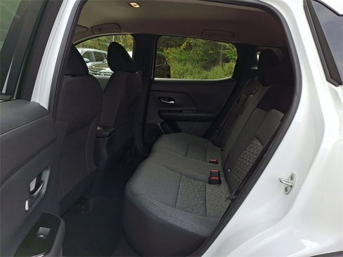 Used 2025 Nissan Kicks SV image 19