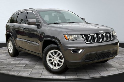 Used 2020 Jeep Grand Cherokee Laredo image 14
