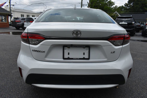 Used 2021 Toyota Corolla LE image 6