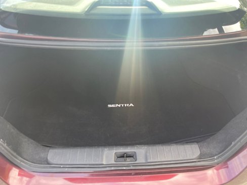 Used 2024 Nissan Sentra SV image 27