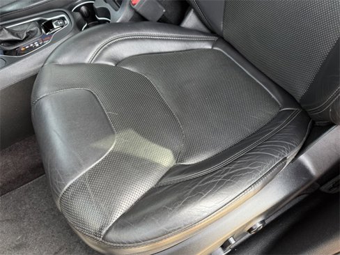 Used 2019 Jeep Cherokee Limited image 13