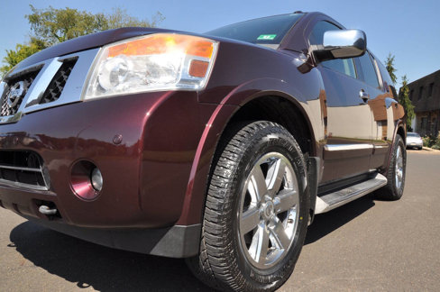 Used 2014 Nissan Armada Platinum image 2