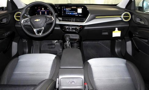 New 2025 Chevrolet Trax LT w/ Driver Confidence Package image 26