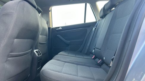 Used 2014 Volkswagen Jetta S image 9