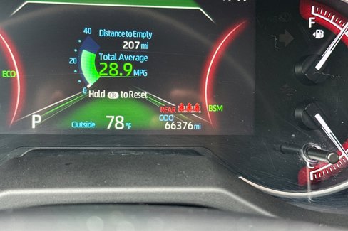 Used 2023 Toyota RAV4 XLE image 27