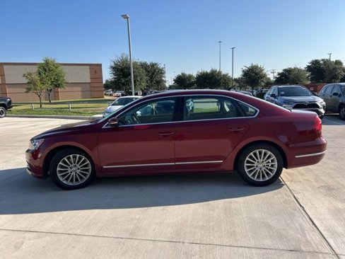 Used 2016 Volkswagen Passat 1.8T SE image 7