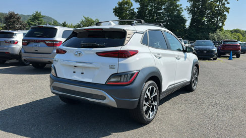 Used 2022 Hyundai Kona Limited image 3