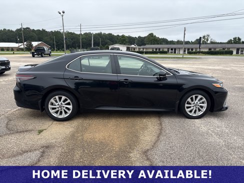 Used 2023 Toyota Camry LE w/ Convenience Package image 12